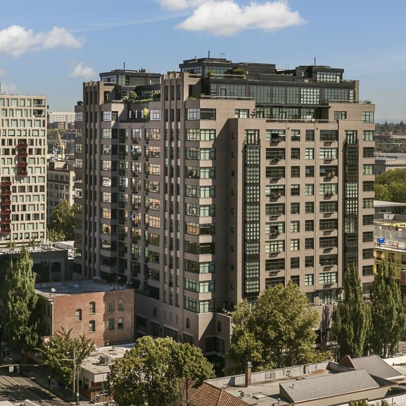 Elizabeth exterior